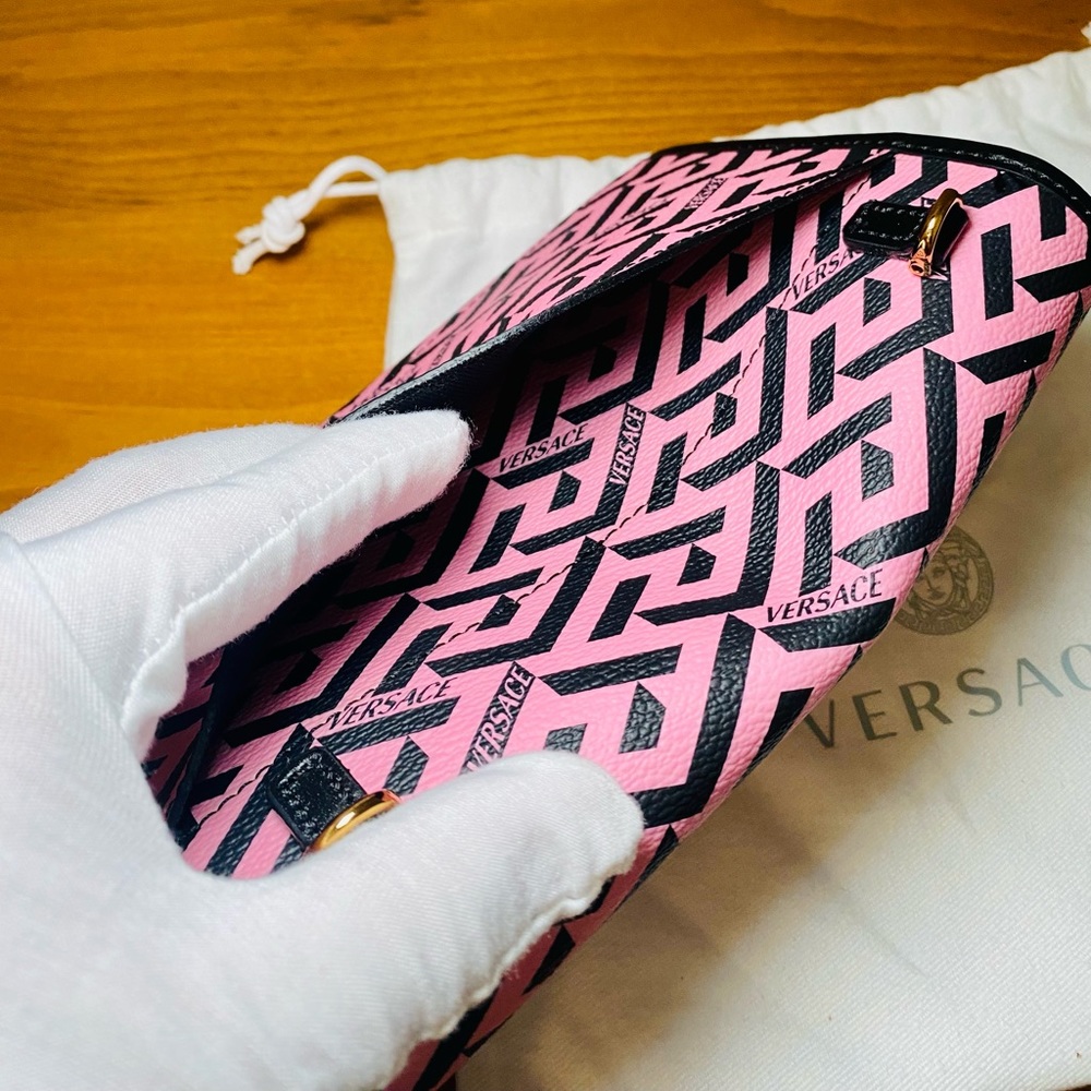 NEW Versace Pink La Greca Signature Coated Canvas Chain Crossbody Bag - Picture 12 of 17